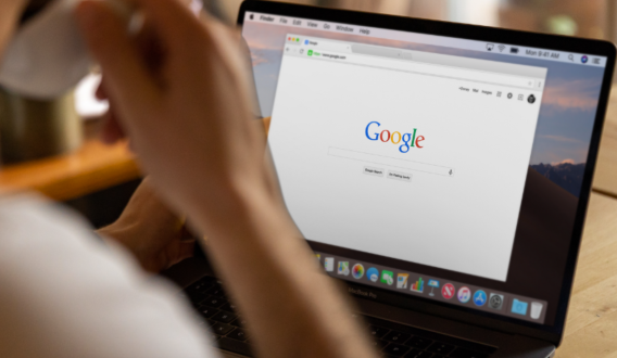 Apple’s AI search plan wipes $125 billion from Google